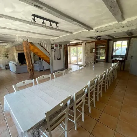 La Vigne, Avec Piscine & Jacuzzi-15 Pers بيت للعطل